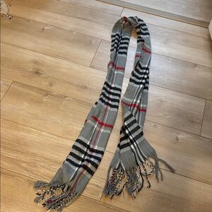 Plaid Soft Burberry Look Scarf. Unisex, soft and cozy. New!